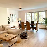 Stylish, Cosy Flat Close To Cologne City Center